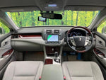 CROWN sedan
