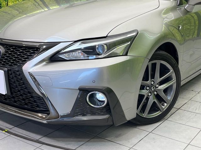 LEXUS CT200h