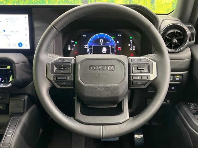 LANDCRUISER 250