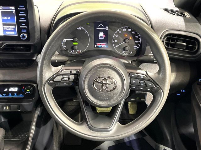 YARIS HYBRID