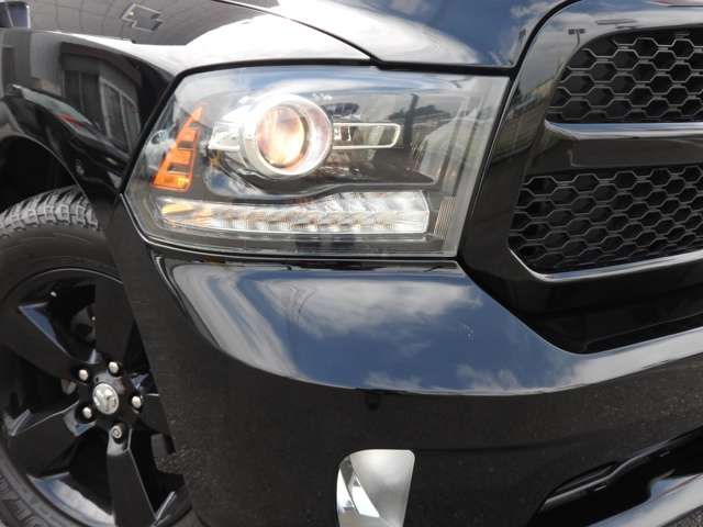 DODGE RAM pickup truck
