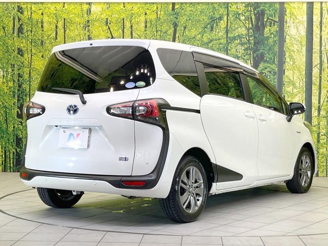 SIENTA HYBRID