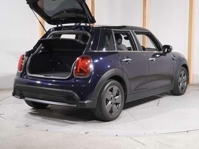 MINI COOPER 5DOOR