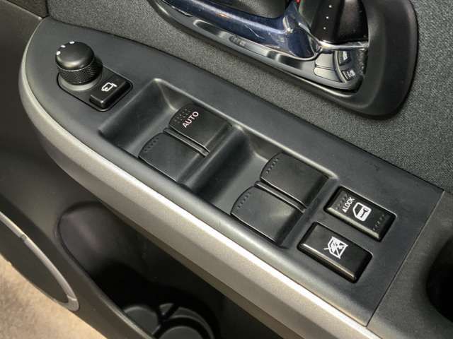 ESCUDO  WG 4WD