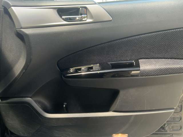 EXIGA CROSSOVER 7