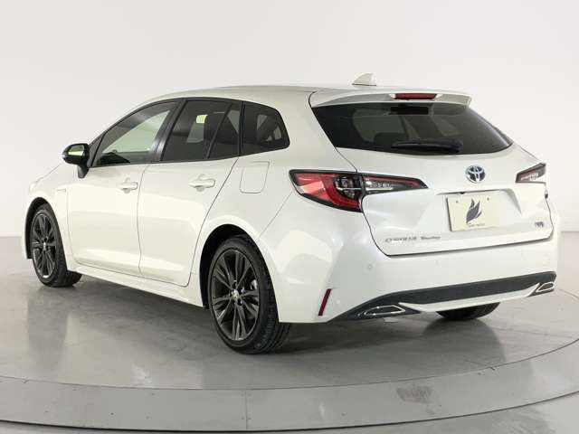 COROLLA TOURING HYBRID