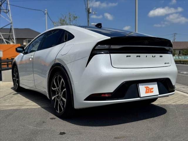 PRIUS PHV