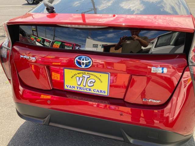 PRIUS 4WD
