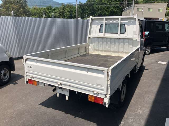 LITEACE truck 2WD