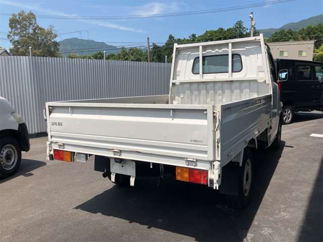 LITEACE truck 2WD