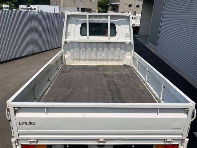 LITEACE truck 2WD