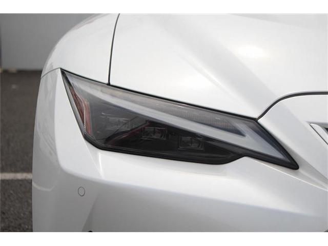 LEXUS IS300