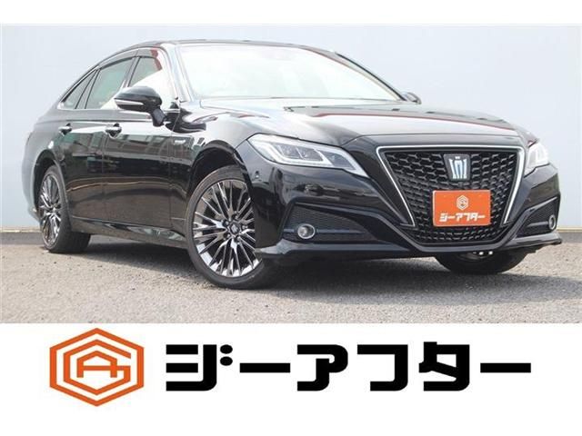 CROWN sedan hybrid 4WD