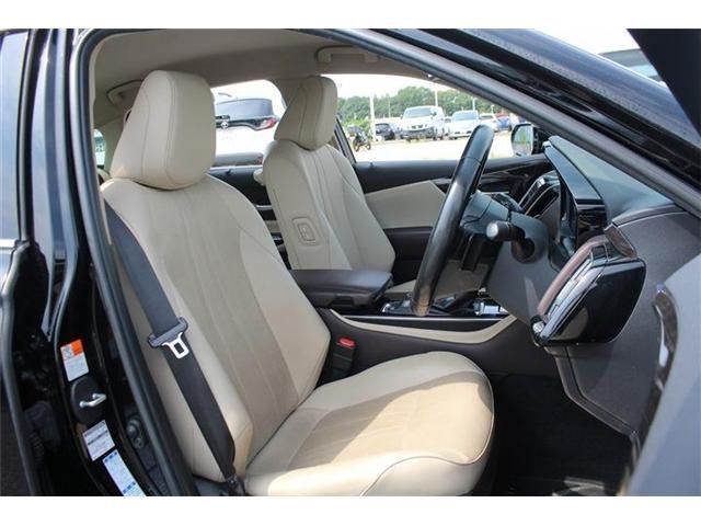 CROWN sedan hybrid 4WD