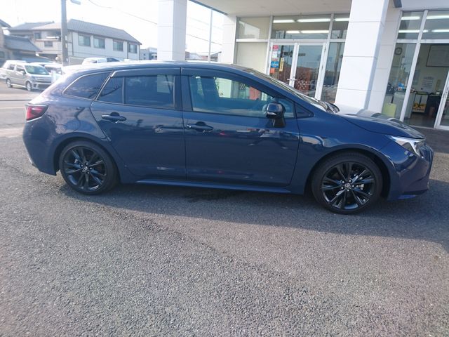 COROLLA TOURING HYBRID 4WD