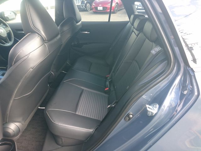 COROLLA TOURING HYBRID 4WD