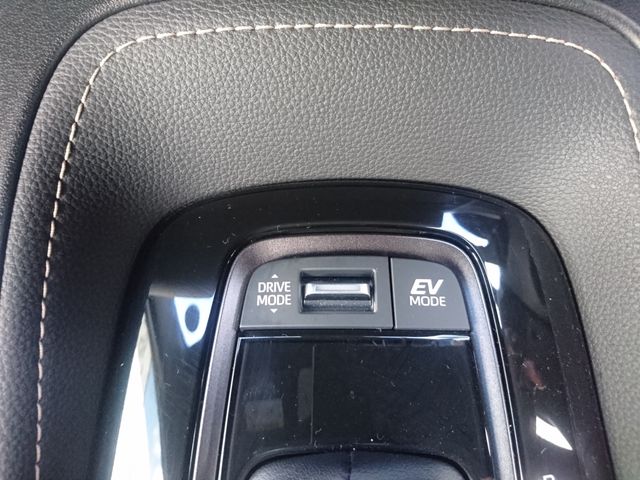 COROLLA TOURING HYBRID 4WD