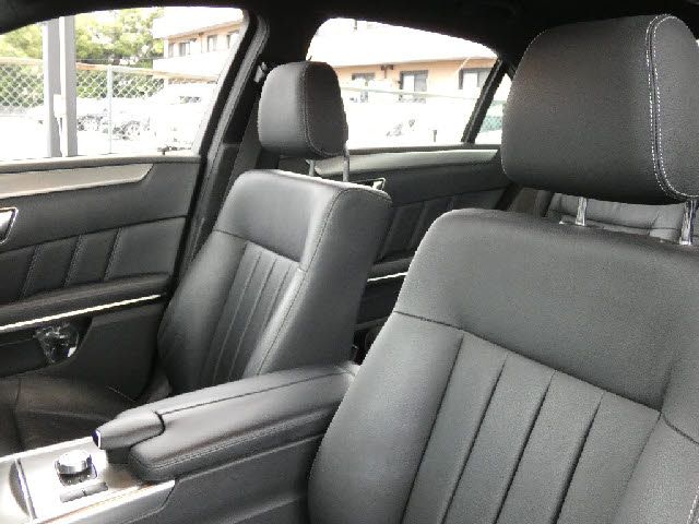 MERCEDES BENZ E class sedan