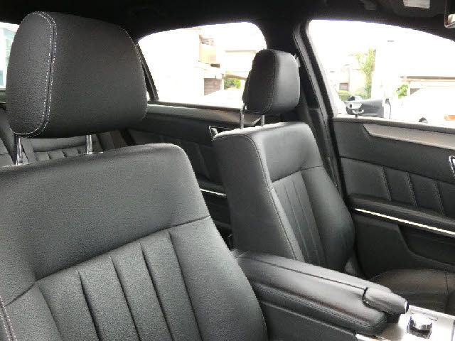 MERCEDES BENZ E class sedan