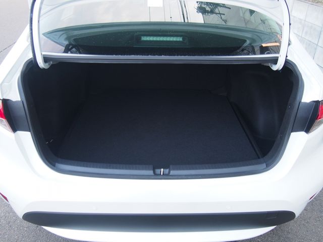 COROLLA sedan