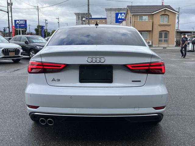 AUDI A3 Sedan