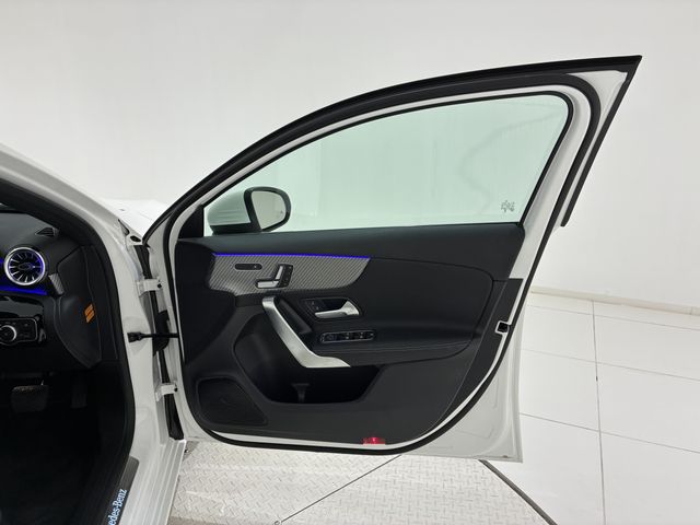 MERCEDES BENZ A class