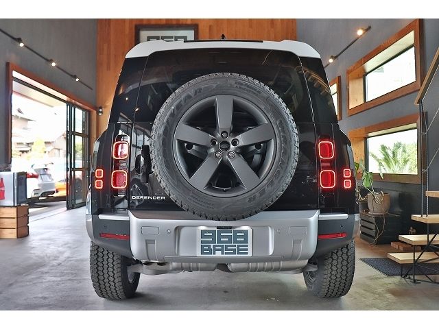 ROVER DEFENDER