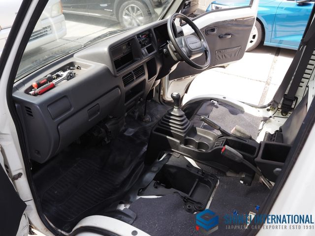 SAMBAR truck 4WD