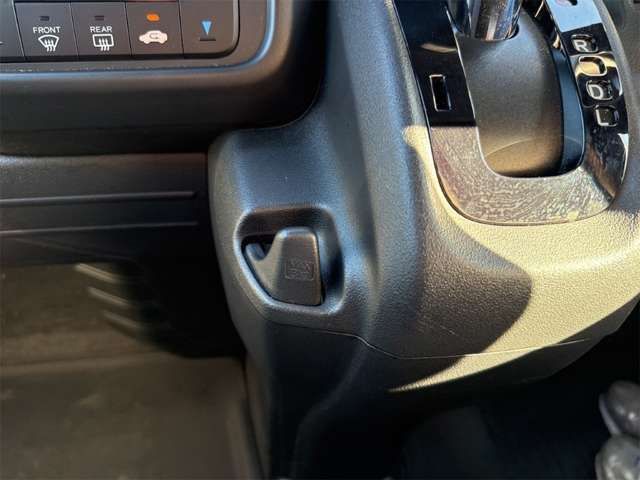 N-VAN