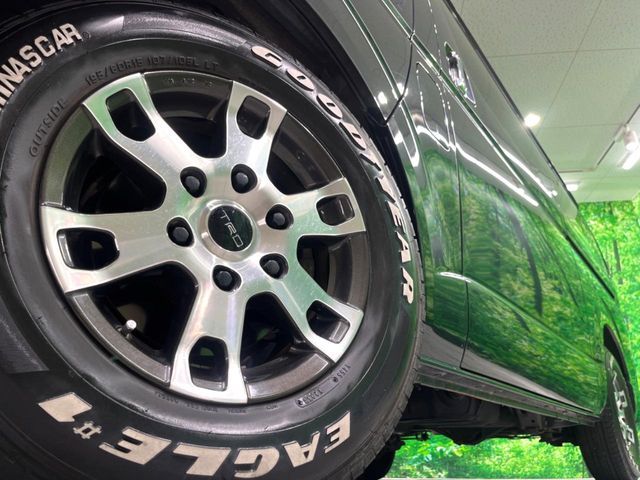HIACE van 2WD