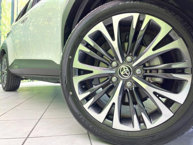 YARIS CROSS HYBRID