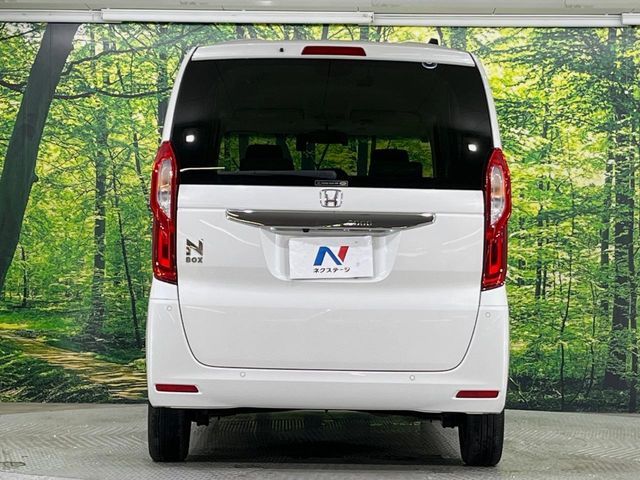N BOX