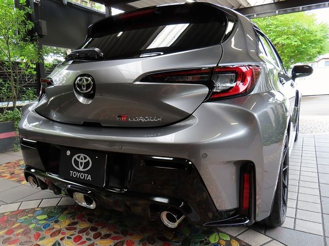 GR COROLLA