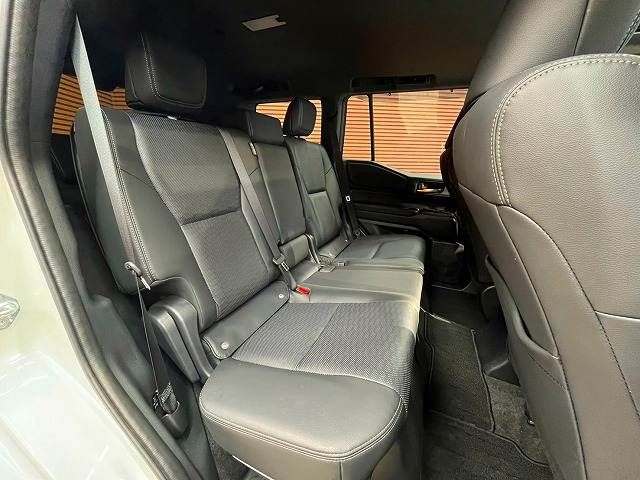 LANDCRUISER 250