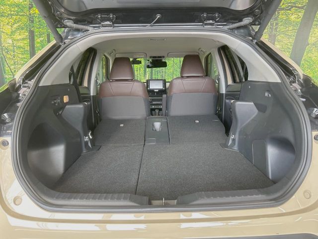 YARIS CROSS HYBRID