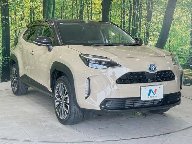 YARIS CROSS HYBRID