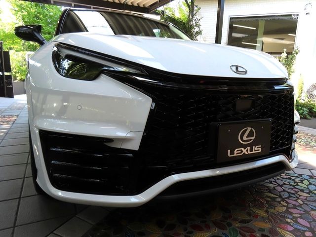 LEXUS LBX