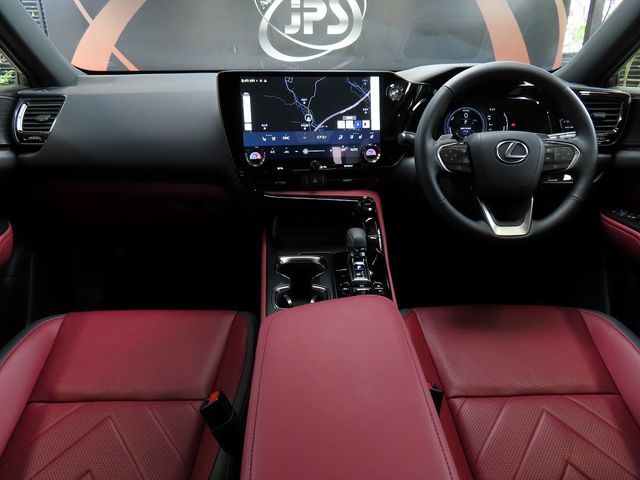 LEXUS NX350h AWD