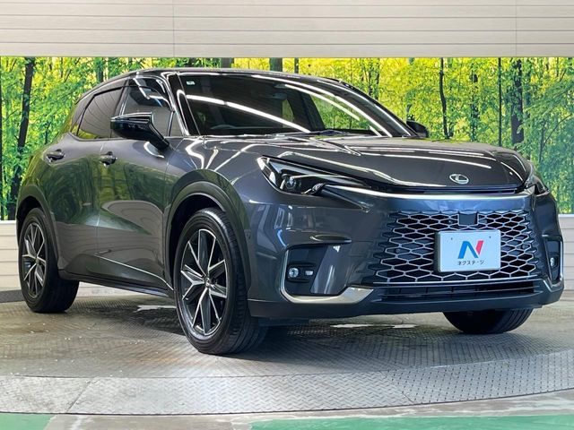 LEXUS LBX