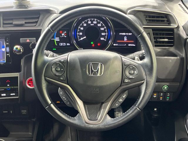 FIT HYBRID