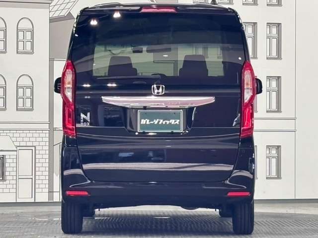 N BOX
