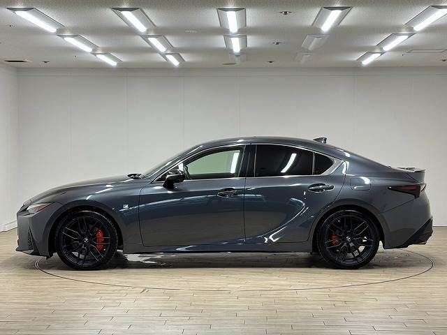 LEXUS IS300