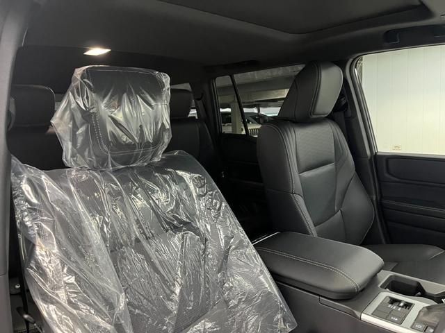 LANDCRUISER 250
