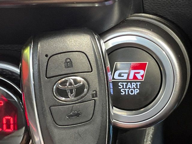 GR86