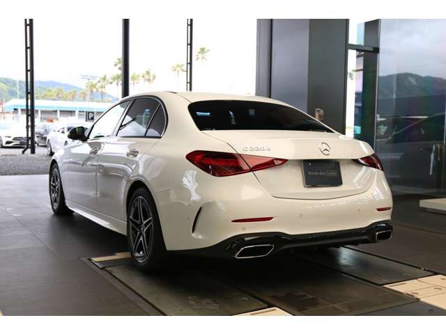 MERCEDES BENZ C class sedan