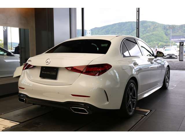 MERCEDES BENZ C class sedan