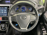 VOXY HYBRID