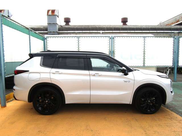 OUTLANDER PHEV