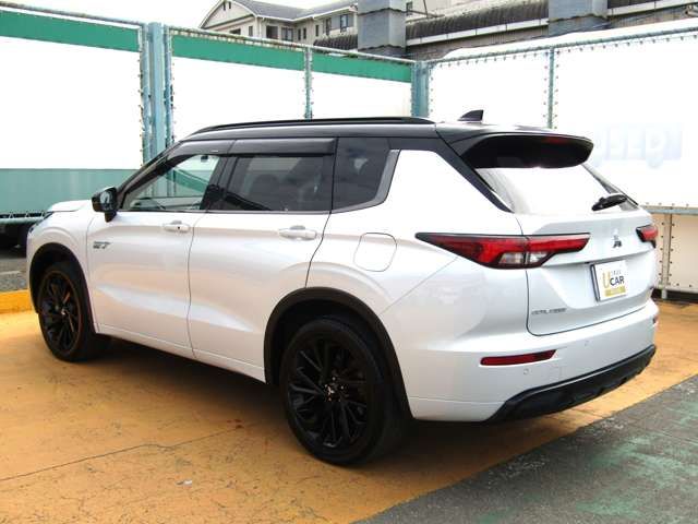 OUTLANDER PHEV