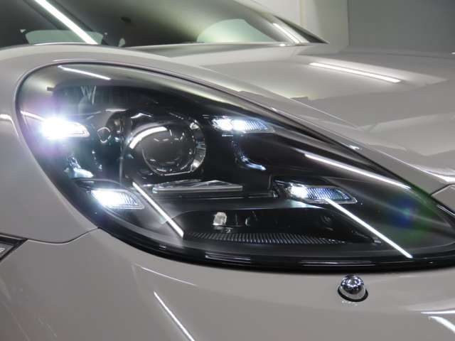 PORSCHE 718BOXSTER